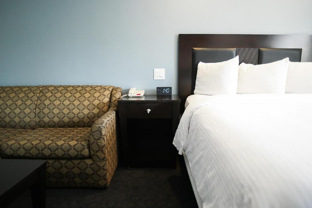 Days Inn by Wyndham West Covina Image 30