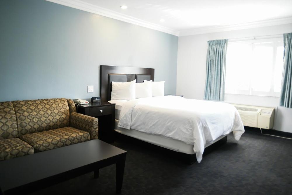 Days Inn by Wyndham West Covina Image 31