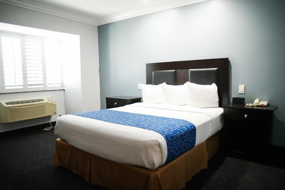 Days Inn by Wyndham West Covina Image 58