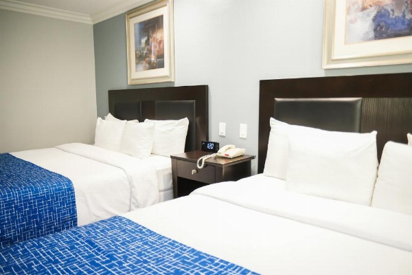 Days Inn by Wyndham West Covina image 28